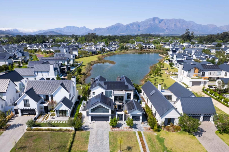 5 Bedroom Property for Sale in Val De Vie Estate Western Cape